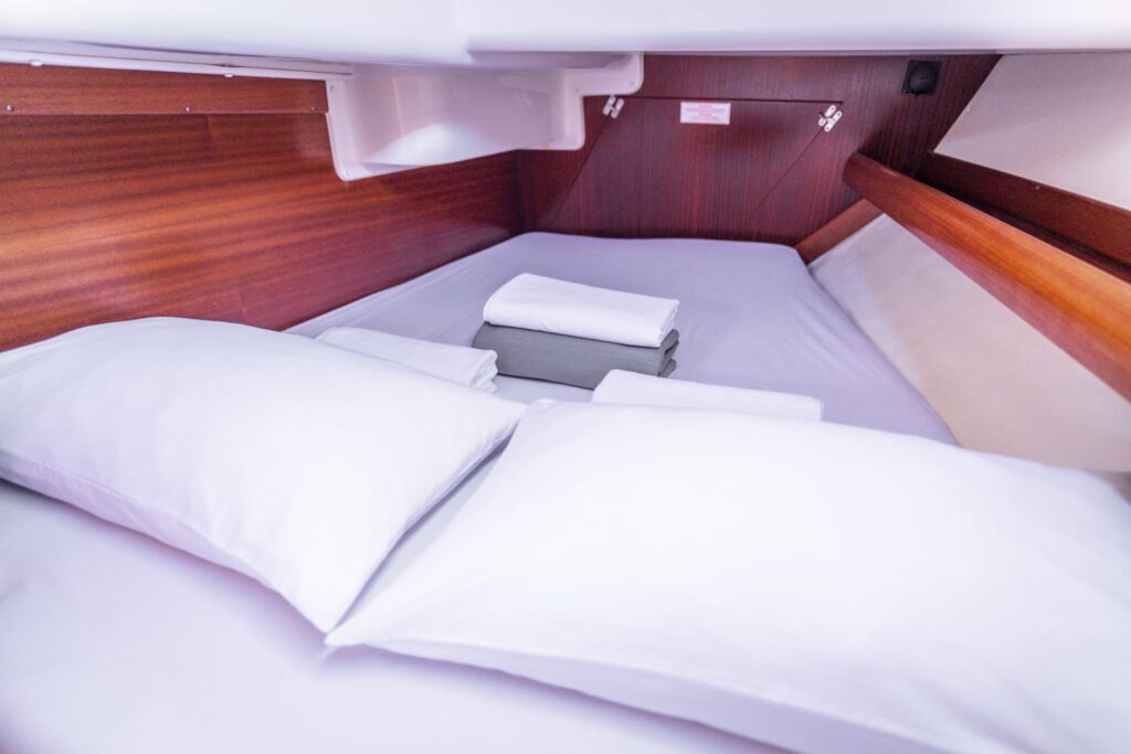 12metri-di-mare-b&b-polignano-barca-a-vela-xxx203