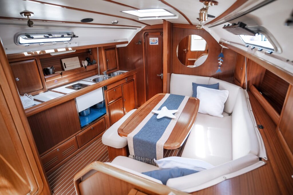 12metri-di-mare-b&b-polignano-barca-a-vela-xxx206